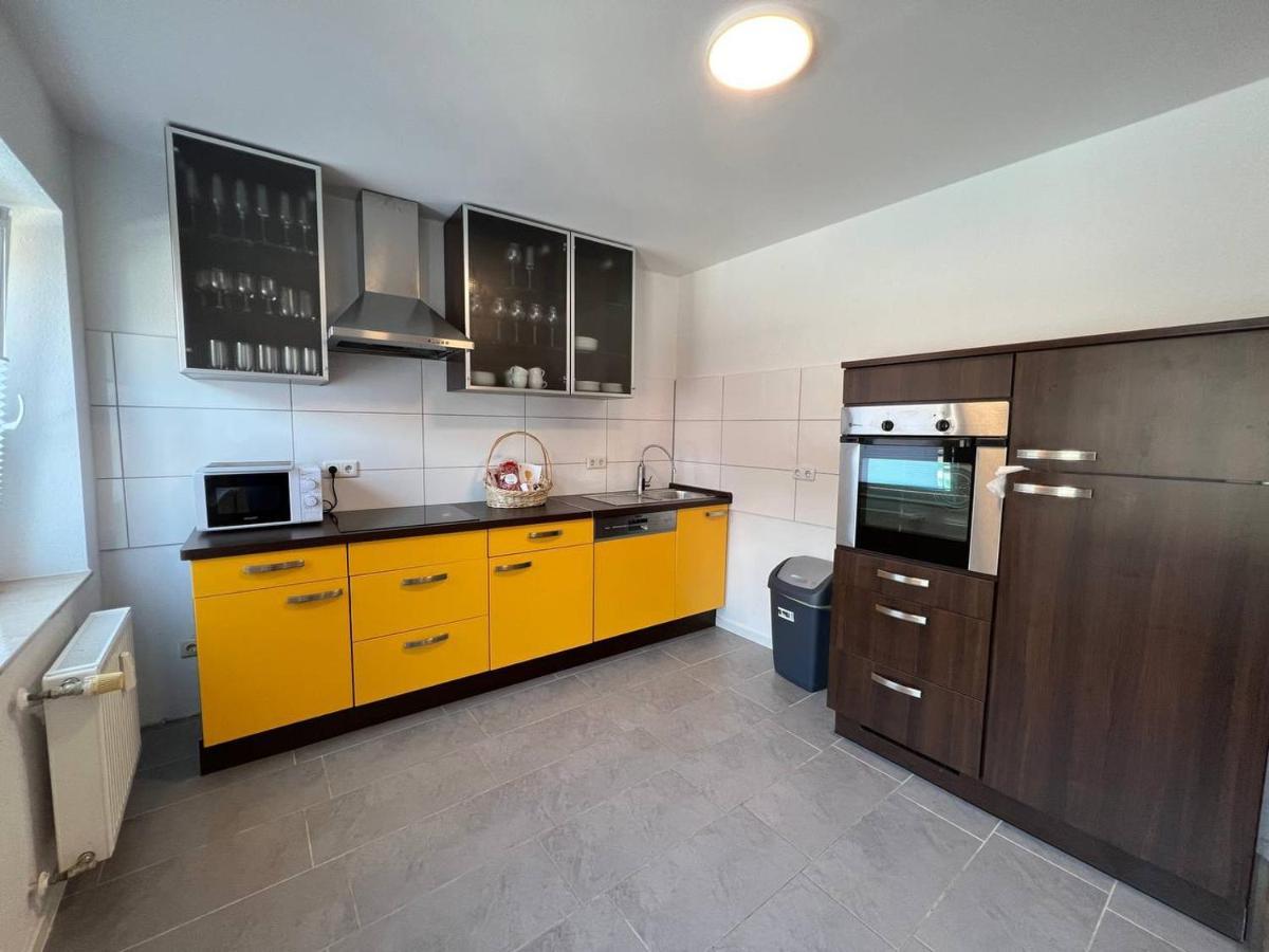 Suite 110Qm Nahe Rhein เครเฟลด์ ภายนอก รูปภาพ
