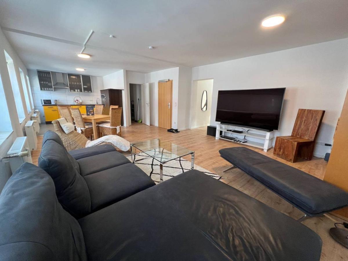 Suite 110Qm Nahe Rhein เครเฟลด์ ภายนอก รูปภาพ